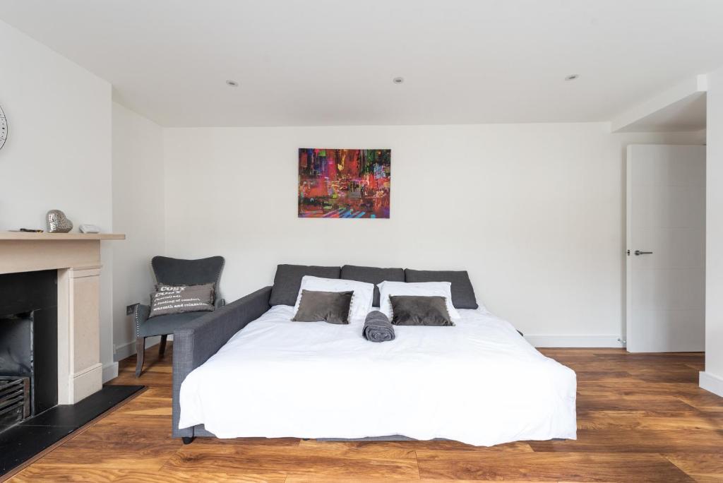Gorgeous Apartment by Hyde Park (SS4) room 3